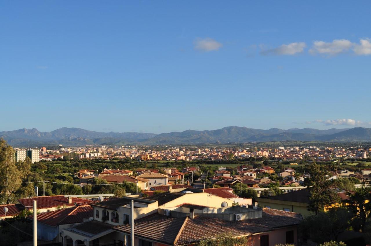 Villa Luce B&B Olbia Dış mekan fotoğraf