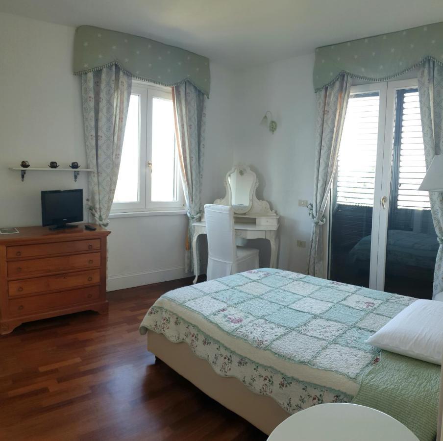 Villa Luce B&B Olbia Dış mekan fotoğraf